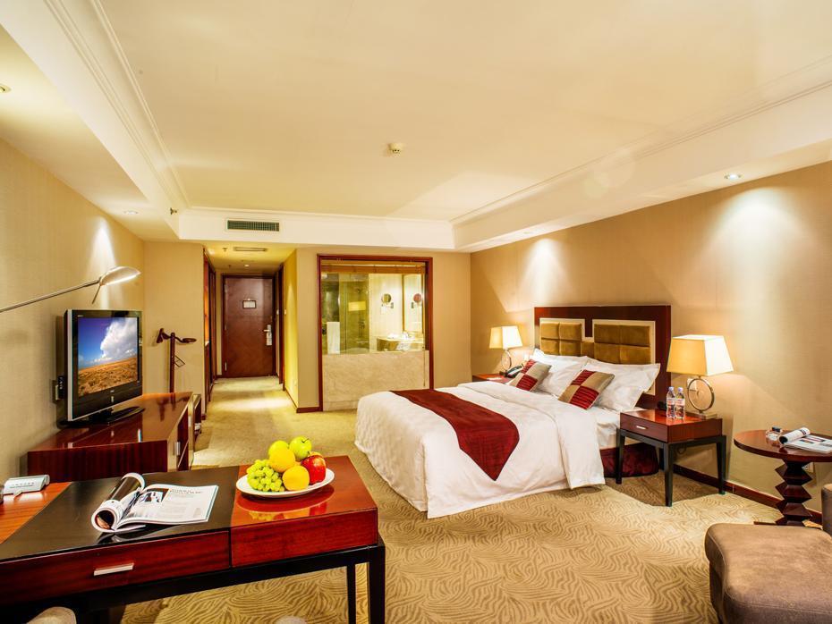 Shenyang Rich Gate Hotel Exterior photo